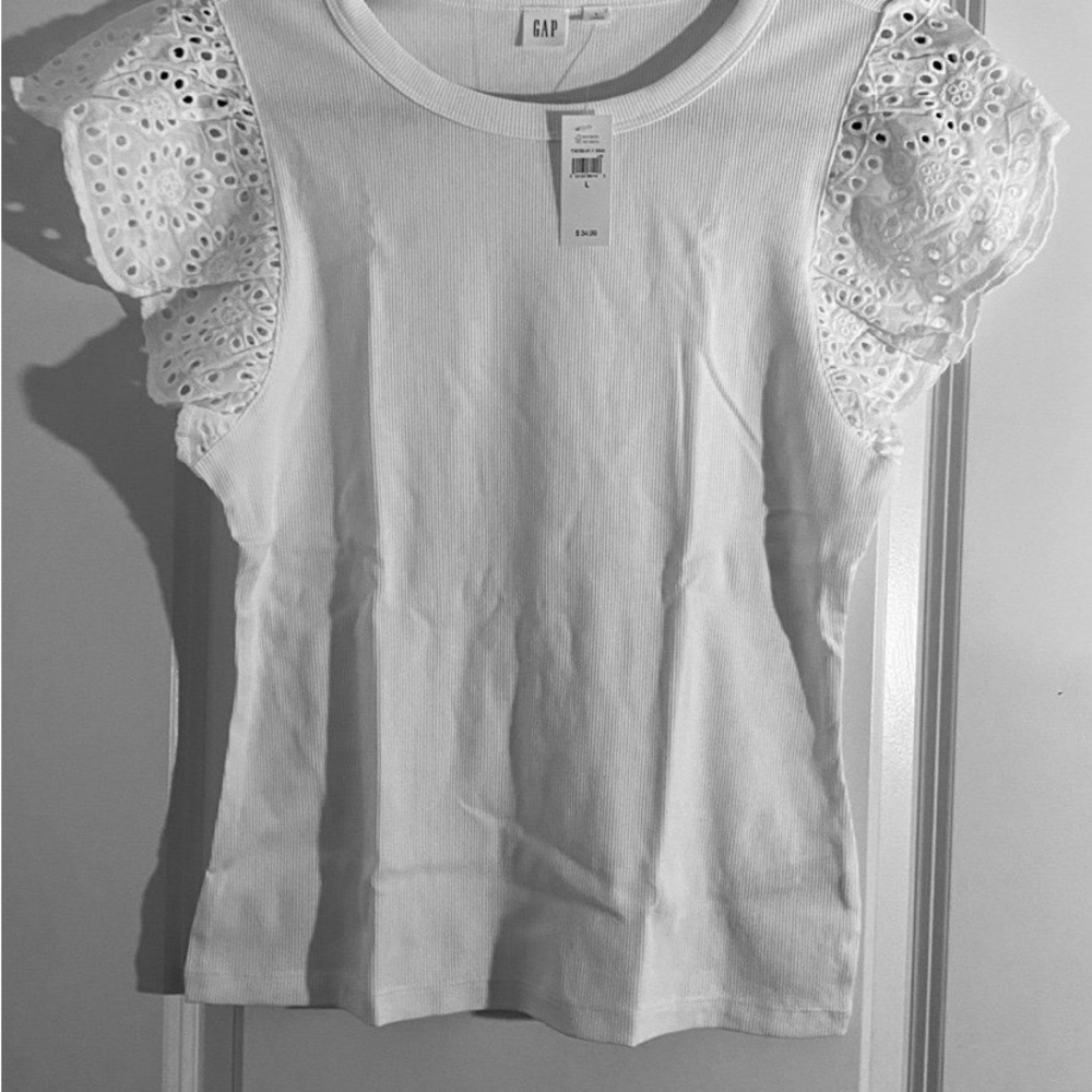 GAP White Ribbed Tank with Eyelet Flutter Sleeves